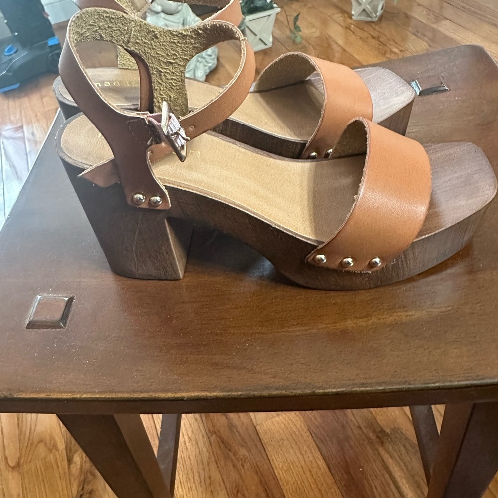 Madden girl sandals